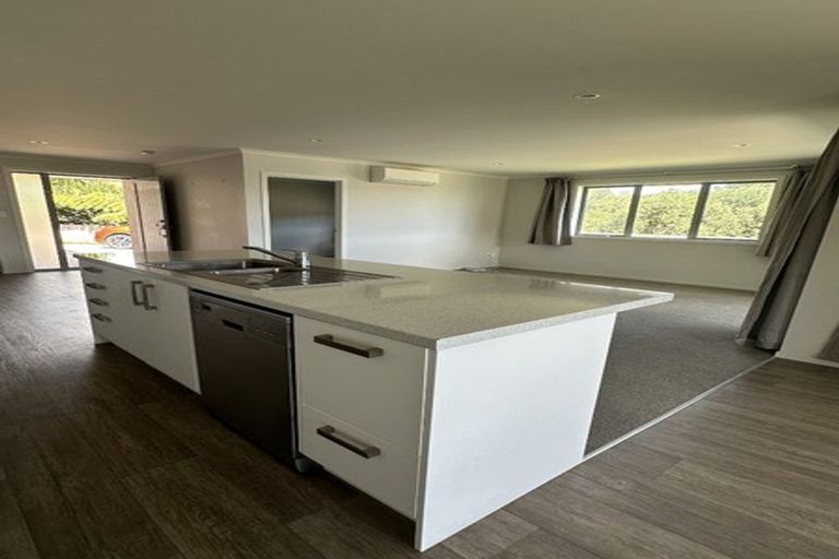 Photo of property in 9 Hayden Way, Welcome Bay, Tauranga, 3112