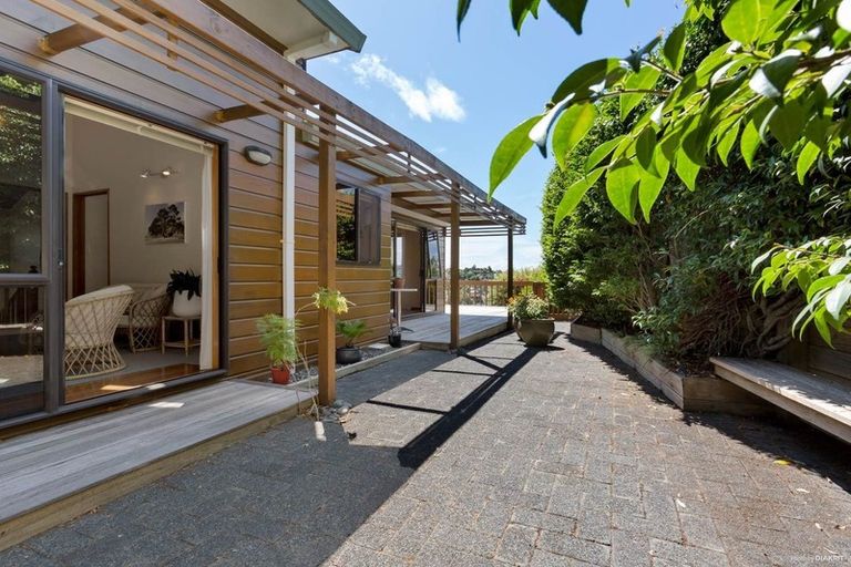 Photo of property in 64 Bayside Drive, Browns Bay, Auckland, 0630