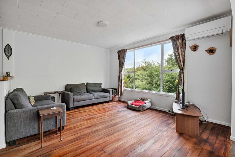 Photo of property in 188 Huatoki Street, Upper Vogeltown, New Plymouth, 4310