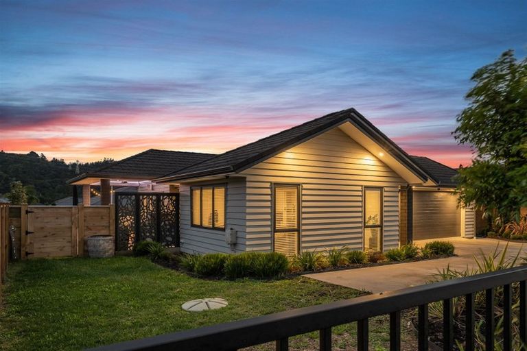 Photo of property in 198 Matua Road, Kumeu, 0810