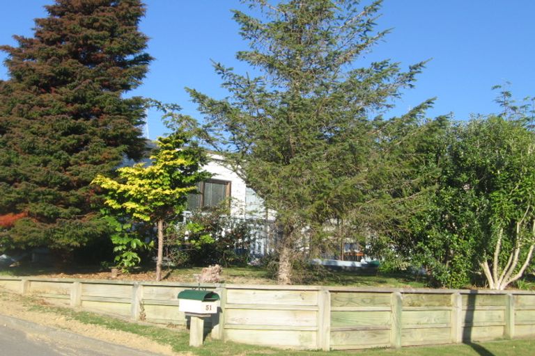 Photo of property in 51 Albatross Close, Whitby, Porirua, 5024