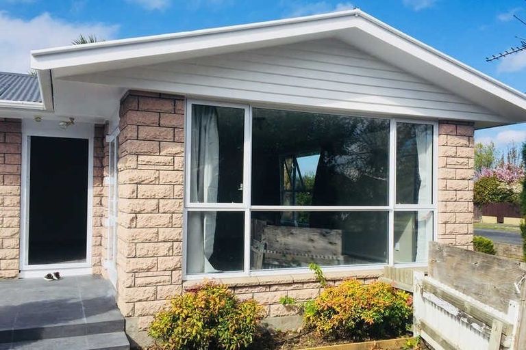 Photo of property in 22 Carruthers Street, Ilam, Christchurch, 8041