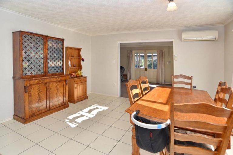 Photo of property in 11 Newnham Street, Rangiora, 7400