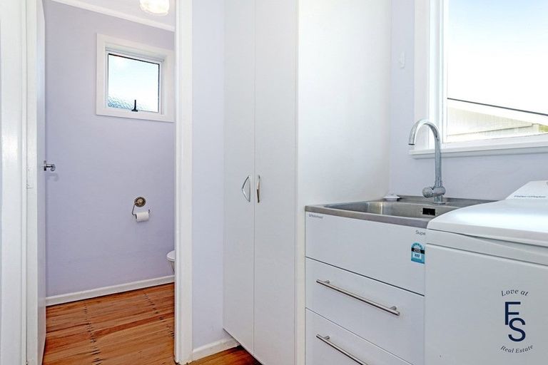 Photo of property in 18 James Street, Mangapapa, Gisborne, 4010