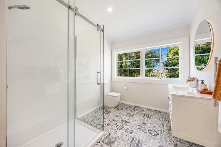 Photo of property in 2 Centennial Park Road, Wellsford, 0900