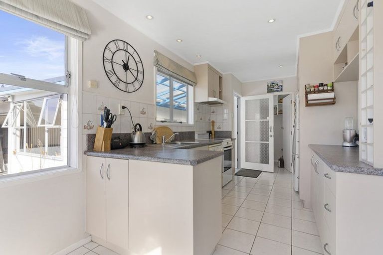 Photo of property in 118 Aberdeen Place, Whangamata, 3620