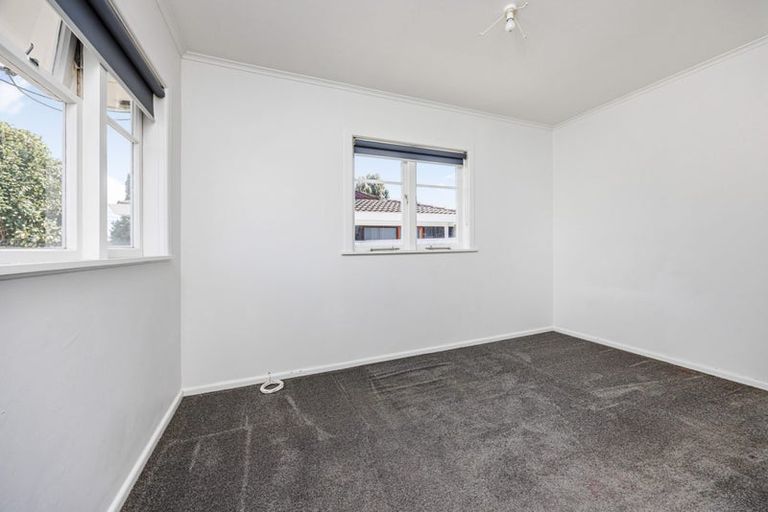 Photo of property in 41 Hill Crescent, Papakura, 2110
