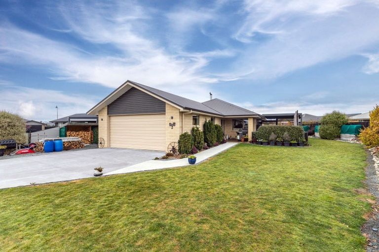 Photo of property in 2 Penstock Place, Twizel, 7901