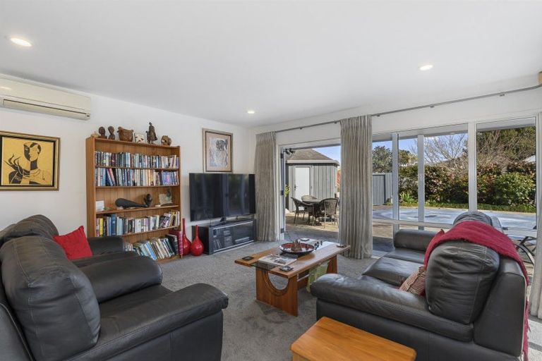 Photo of property in 43 Pah Street, Matua, Tauranga, 3110