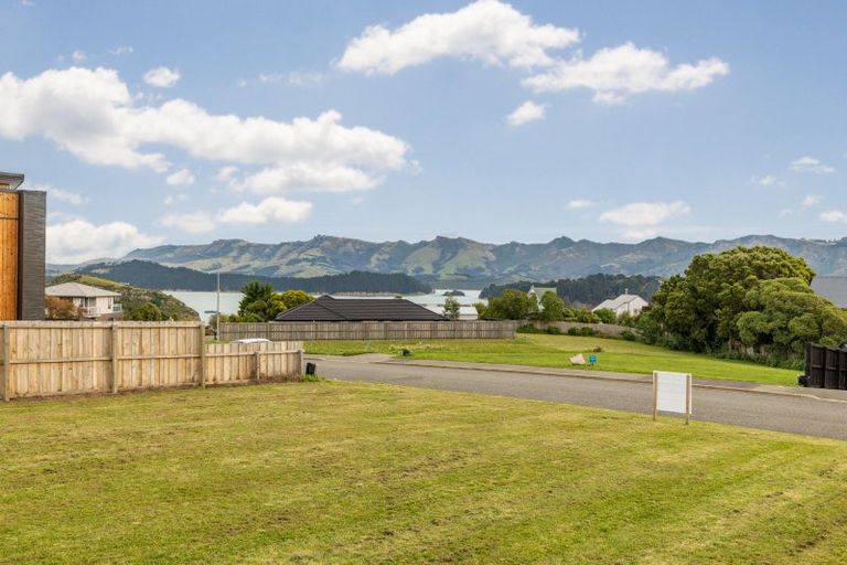Photo of property in 19 Muriwai Drive, Diamond Harbour, 8971