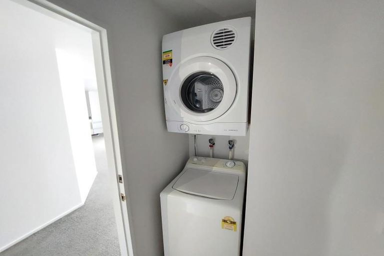 Photo of property in Courtenay Apartments, 604/120 Courtenay Place, Te Aro, Wellington, 6011