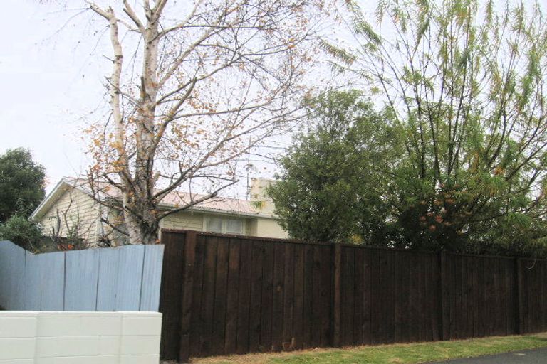 Photo of property in 2/434 Gloucester Street, Taradale, Napier, 4112