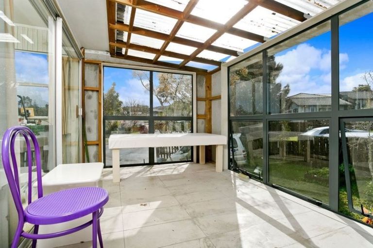 Photo of property in 12 Cassia Place, Sunnynook, Auckland, 0620