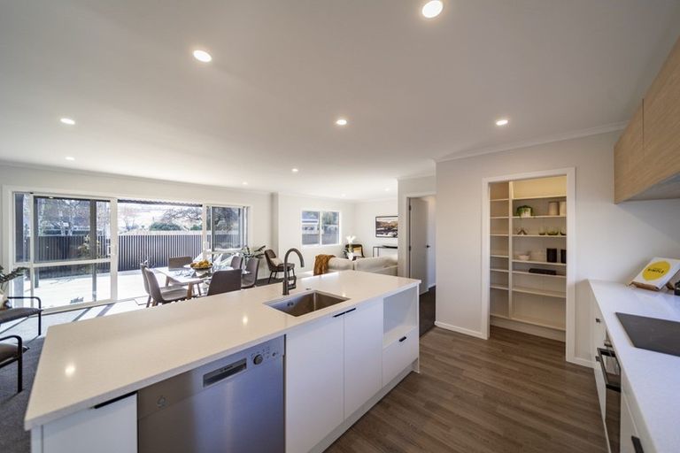 Photo of property in 12e Johnson Street, Waipawa, 4210