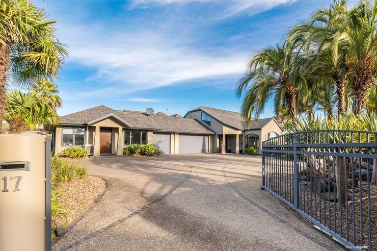 Photo of property in 17 Manor Park, Sunnyhills, Auckland, 2010