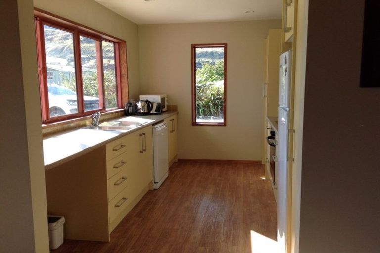 Photo of property in 1 Lancaster Place, Glenorchy, 9372