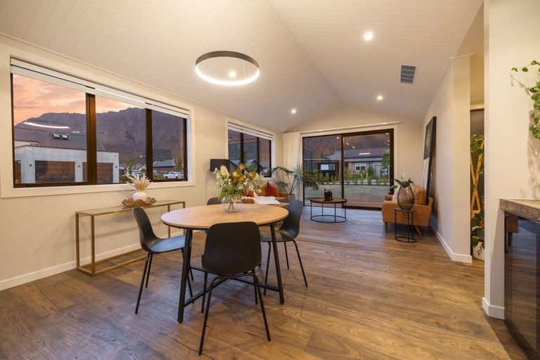 Photo of property in 22 Woolshed Road, Jacks Point, Queenstown, 9371