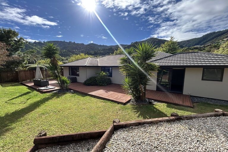 Photo of property in 21 Frenchay Drive, Atawhai, Nelson, 7010