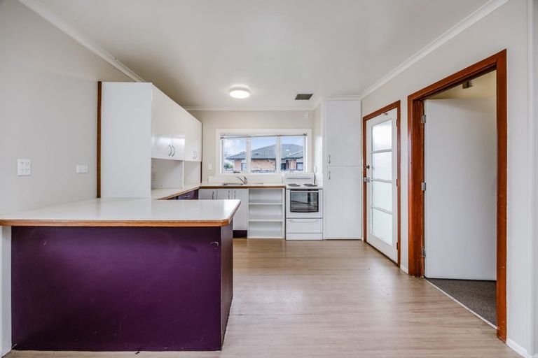 Photo of property in 33 Rollerson Street, Papakura, 2110