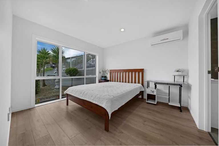 Photo of property in 110 Keri Vista Rise, Papakura, 2110