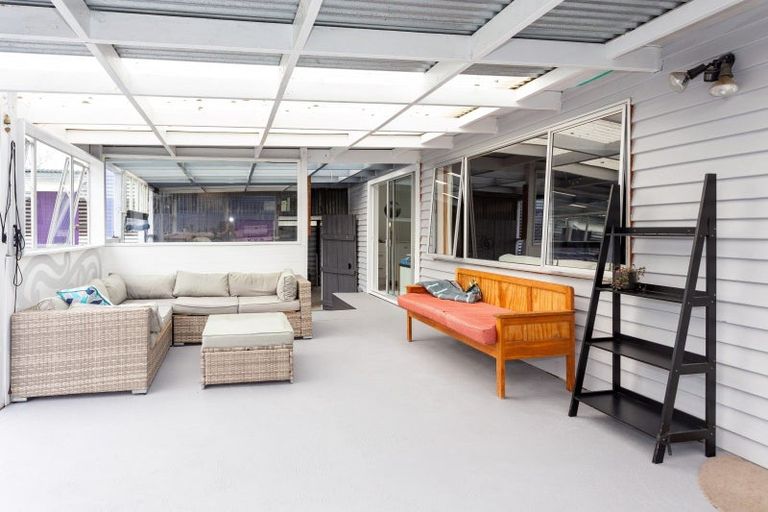 Photo of property in 9 Taplin Quay, Waitotara, Whanganui, 4588