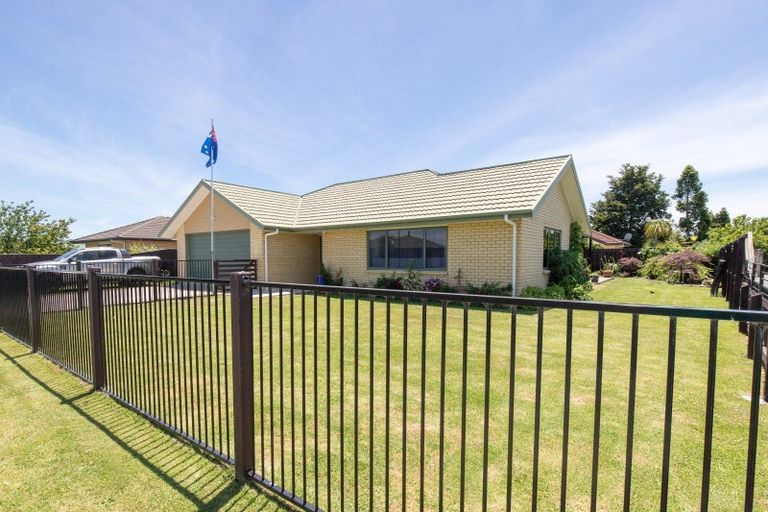 Photo of property in 55 Darlington Street, Ngatea, 3503