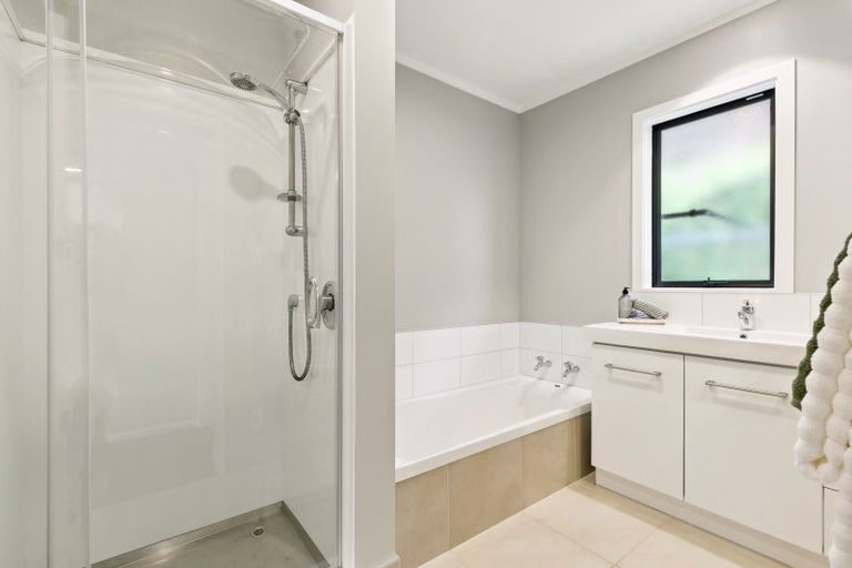 Photo of property in 29 Chamberlain Road, Karori, Wellington, 6012