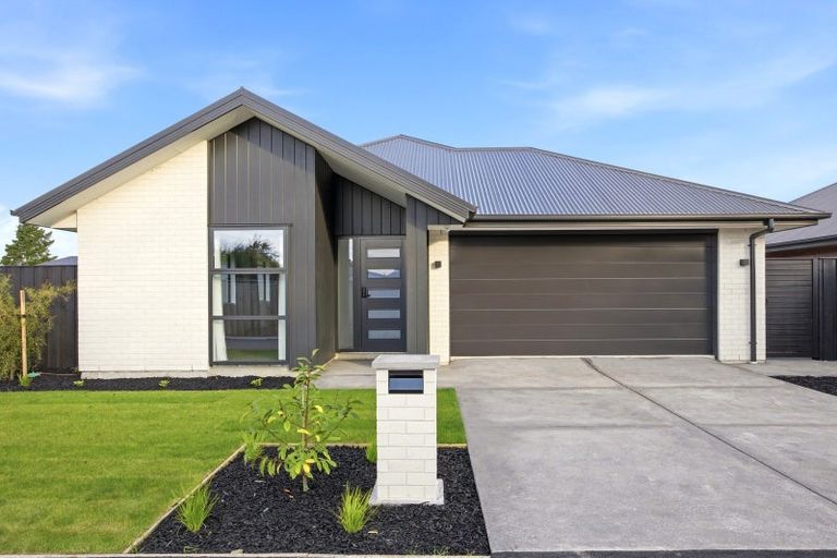 Photo of property in 10 Corry Lane, Rolleston, 7614