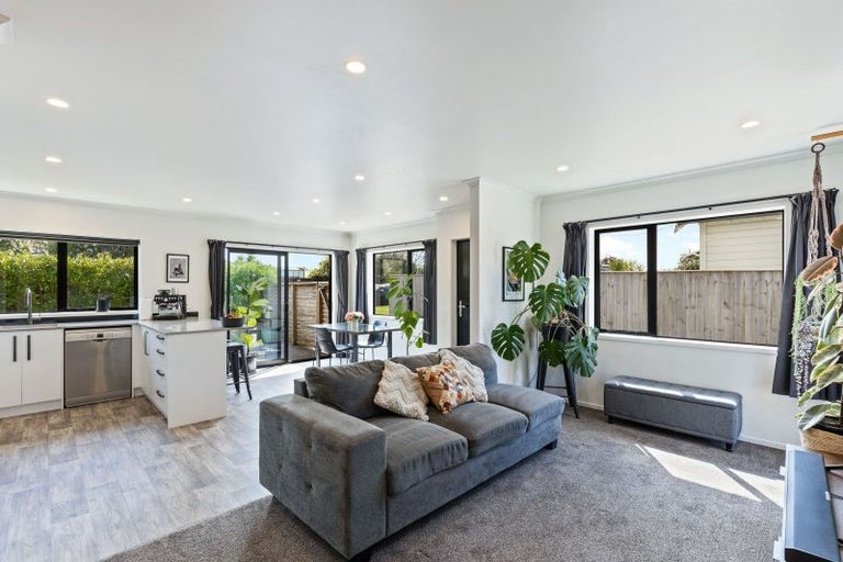 Photo of property in 41b James Street, Inglewood, 4330