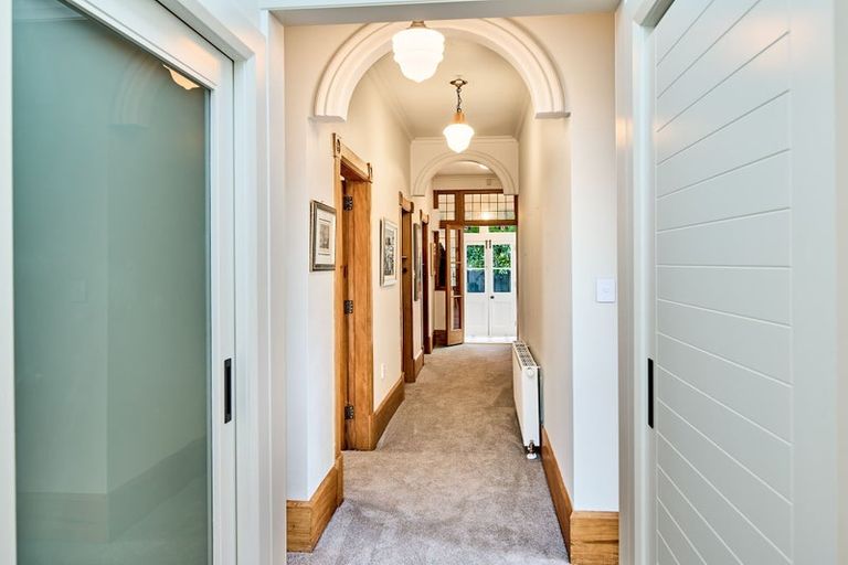 Photo of property in 7 Lochiel Road, Khandallah, Wellington, 6035