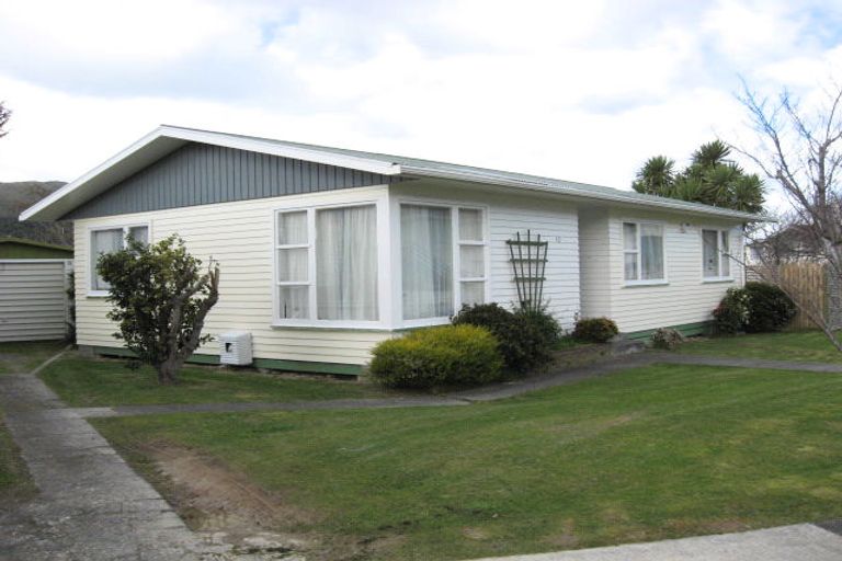 Photo of property in 12 Bexley Grove, Wainuiomata, Lower Hutt, 5014