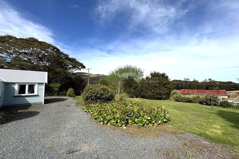 Photo of property in 2262 Papatowai Highway, Maclennan, Owaka, 9586