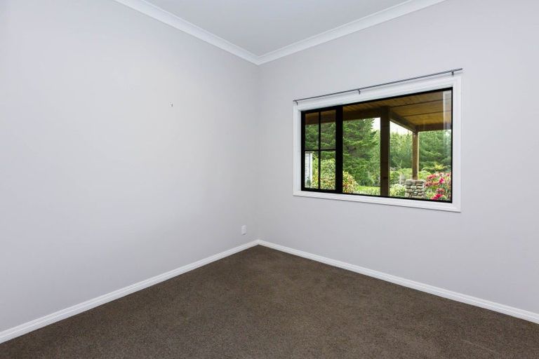 Photo of property in 32e Kaitoke Loop, Kaitoke, Upper Hutt, 5018