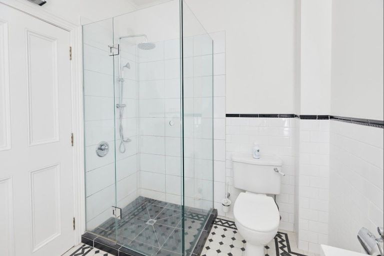 Photo of property in Domain Terraces, 1w George Street, Newmarket, Auckland, 1023