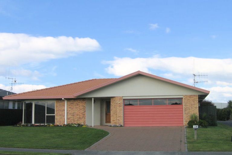 Photo of property in 25a Russley Drive, Mount Maunganui, 3116