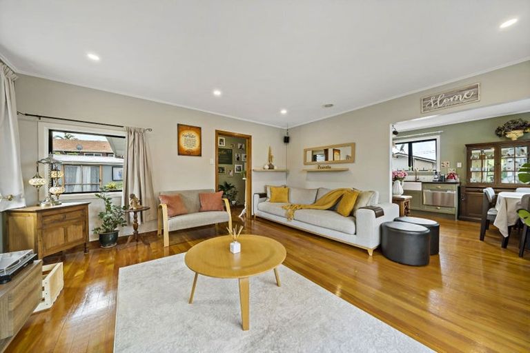 Photo of property in 10 Bean Place, Mount Wellington, Auckland, 1060