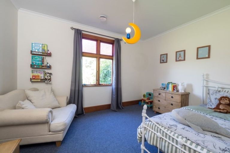 Photo of property in 17 Hekeao Road, Surrey Hills, Ashburton, 7778