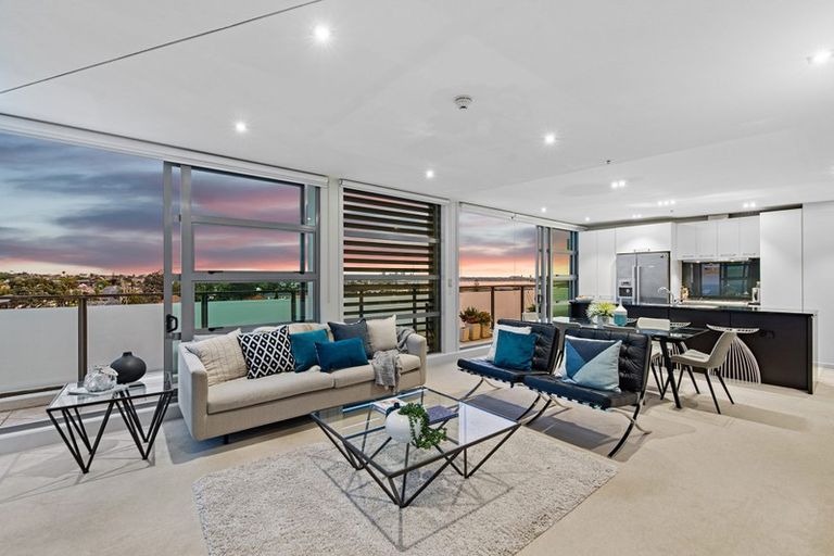 Photo of property in Maison Apartments, 502/16 Huron Street, Takapuna, Auckland, 0622