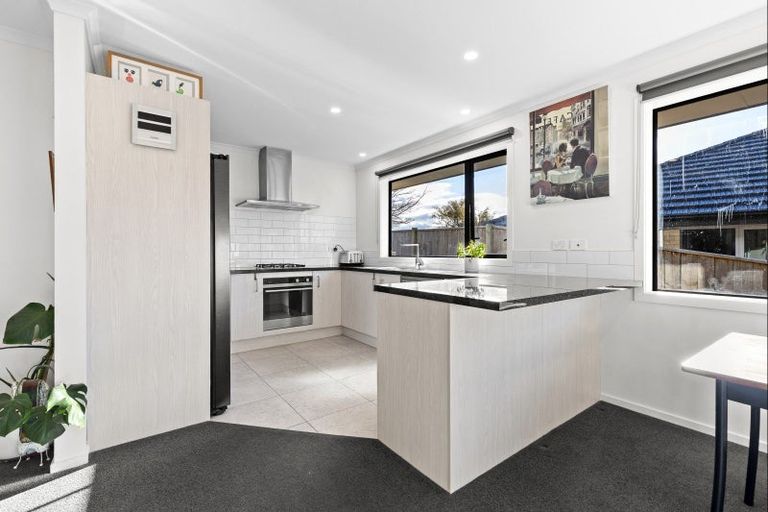 Photo of property in 9 Gibraltar Way, Fitzherbert, Palmerston North, 4410