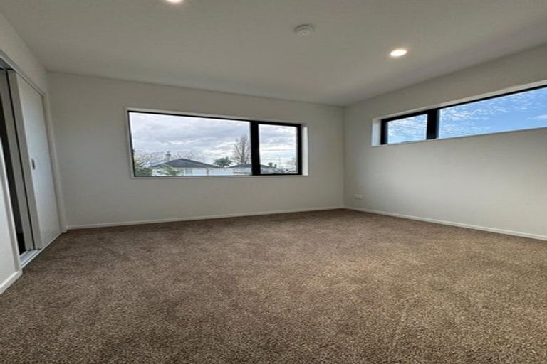 Photo of property in 73a Arimu Road, Papakura, 2110