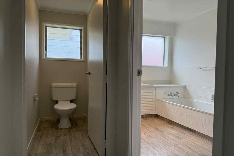 Photo of property in 29 Omana Road, Papatoetoe, Auckland, 2025