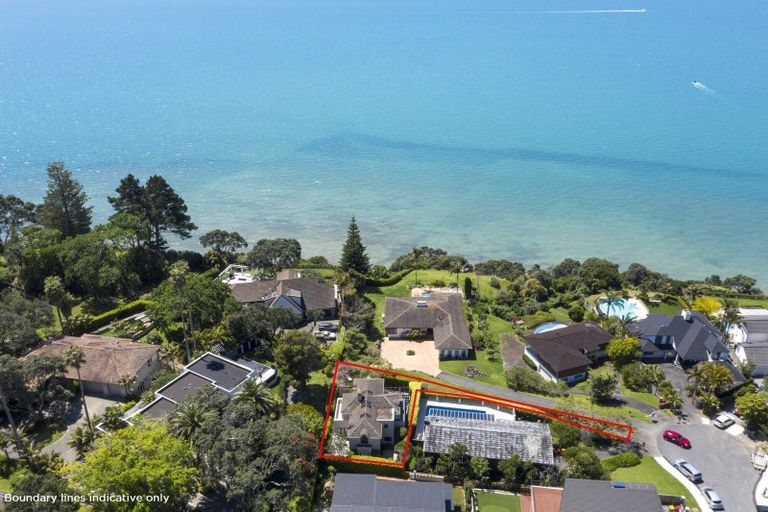 Photo of property in 16a Burford Place, Mellons Bay, Auckland, 2014