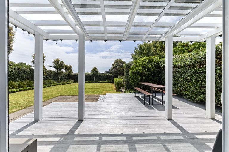 Photo of property in 293a Carrington Street, Vogeltown, New Plymouth, 4310