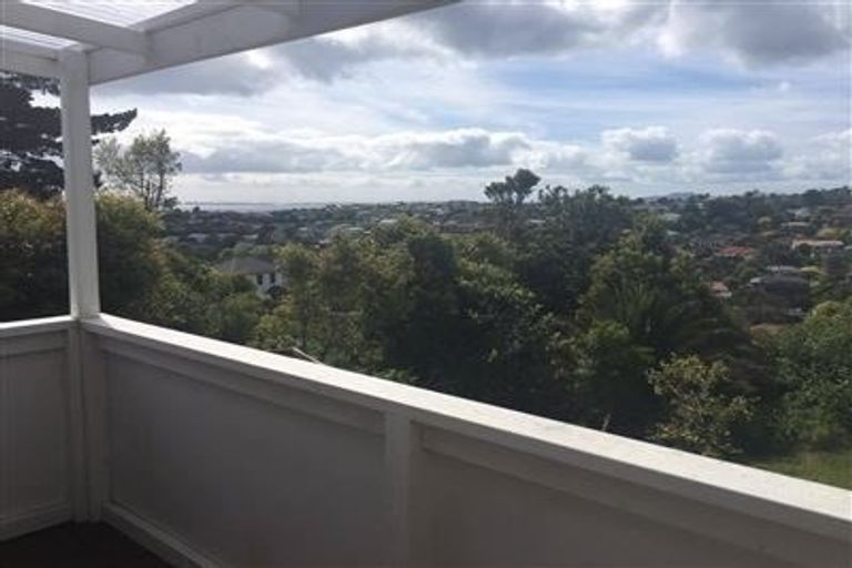 Photo of property in 78 Arran Road, Browns Bay, Auckland, 0630