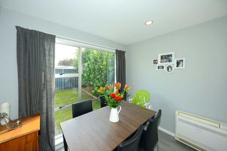 Photo of property in 91 Denise Crescent, Hornby, Christchurch, 8042
