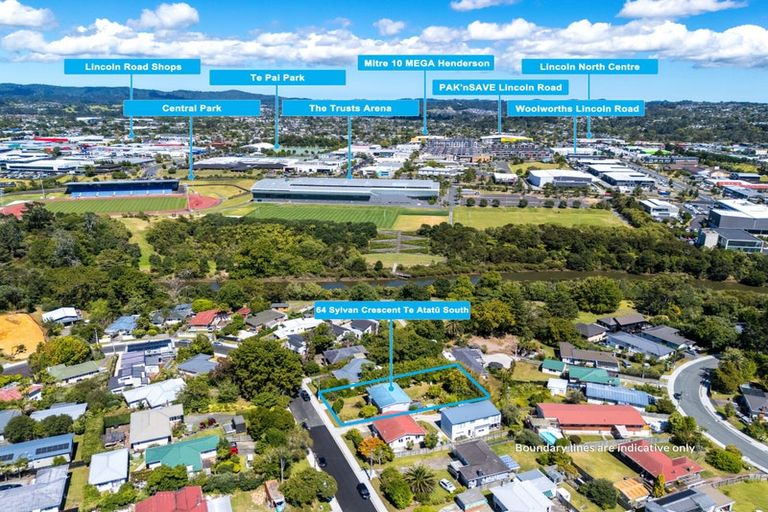 Photo of property in 64 Sylvan Crescent, Te Atatu South, Auckland, 0610