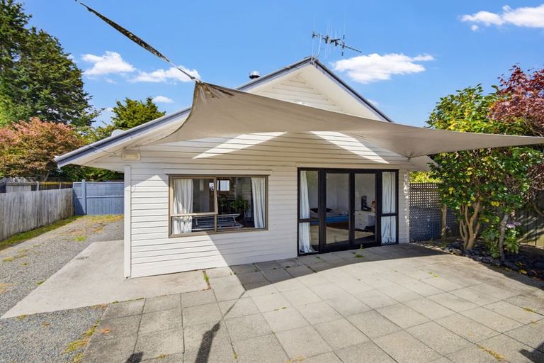 Photo of property in 2/1 Glengarry Place, Hilltop, Taupo, 3330