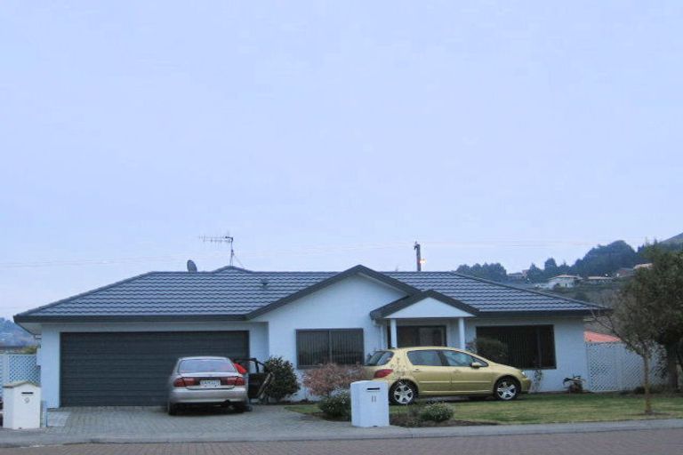 Photo of property in 11 Alderney Close, Taradale, Napier, 4112