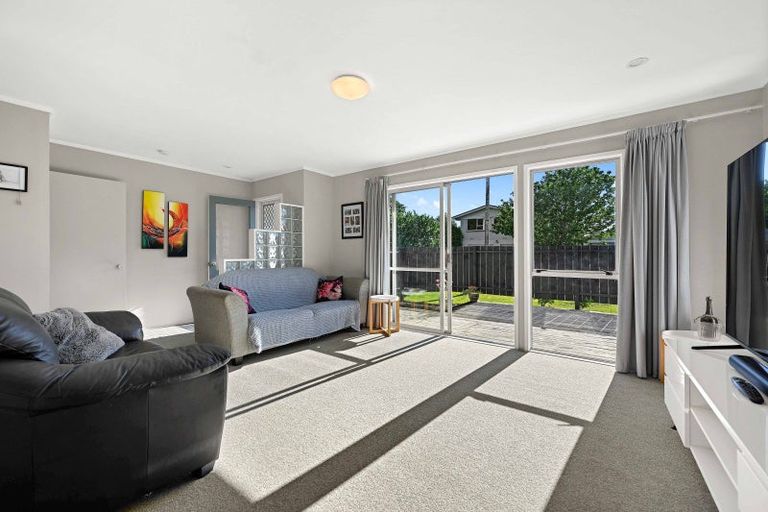 Photo of property in 2 Montana Place, Dinsdale, Hamilton, 3204