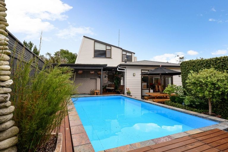 Photo of property in 38 Knighton Road, Hillcrest, Hamilton, 3216